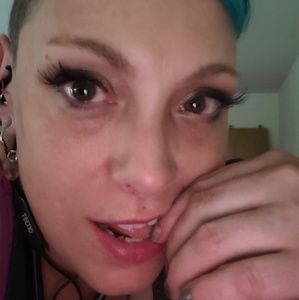 Meet your Posher, Natasha